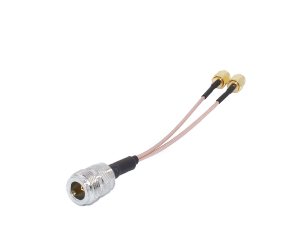 Cordon adaptateur 2 SMA mâle - N femelle Cordon adaptateur 2 SMA mâle - N femelle